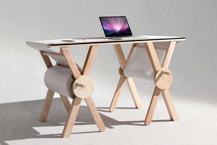 analog-memory-desk-1