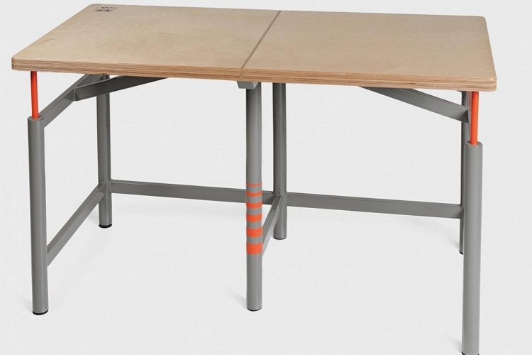 earthquake-proof-desk-3