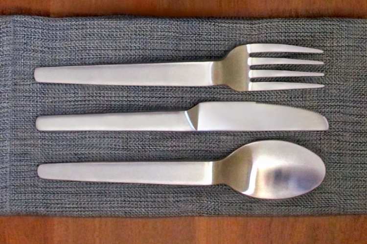 cantilever-flatware-3